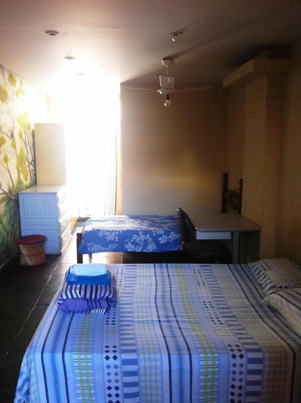 Vila Paris 2*